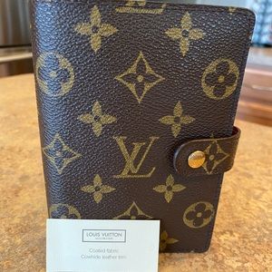 Louis Vuitton PM Agenda